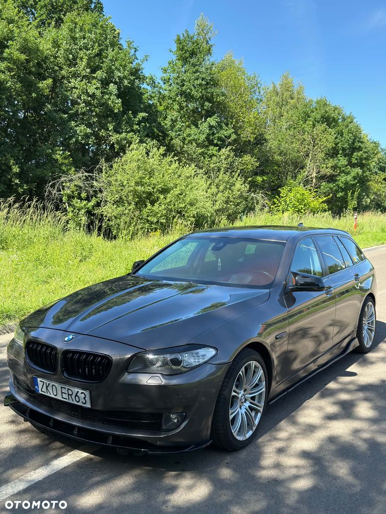 BMW Seria 5 525d - 2