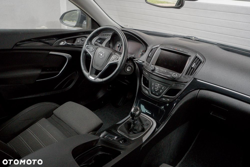 Opel Insignia 1.4 T Cosmo S&S - 33