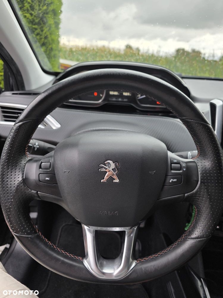 Peugeot 2008 1.2 Pure Tech Crossway S&S - 16