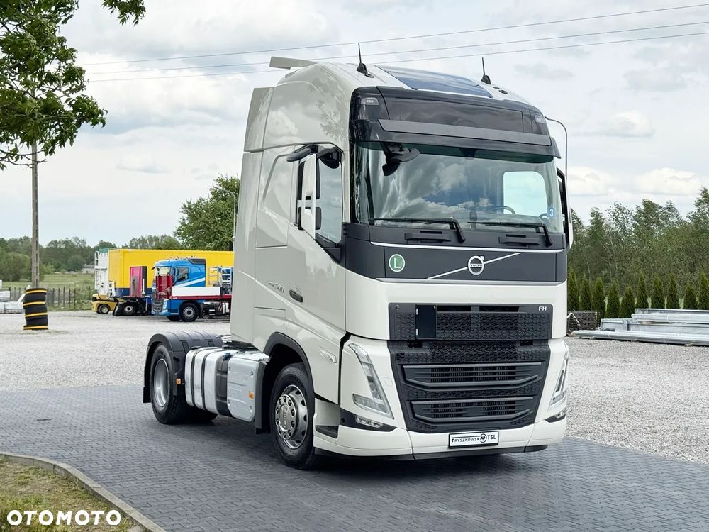 Volvo FH 500 XXL / EURO 6 * BEZ I-SAVE / ACC  / DWA ŁÓŻKA / KLIMA POSTOJOWA / NAVIGACJA / Z NIEMIEC - 8
