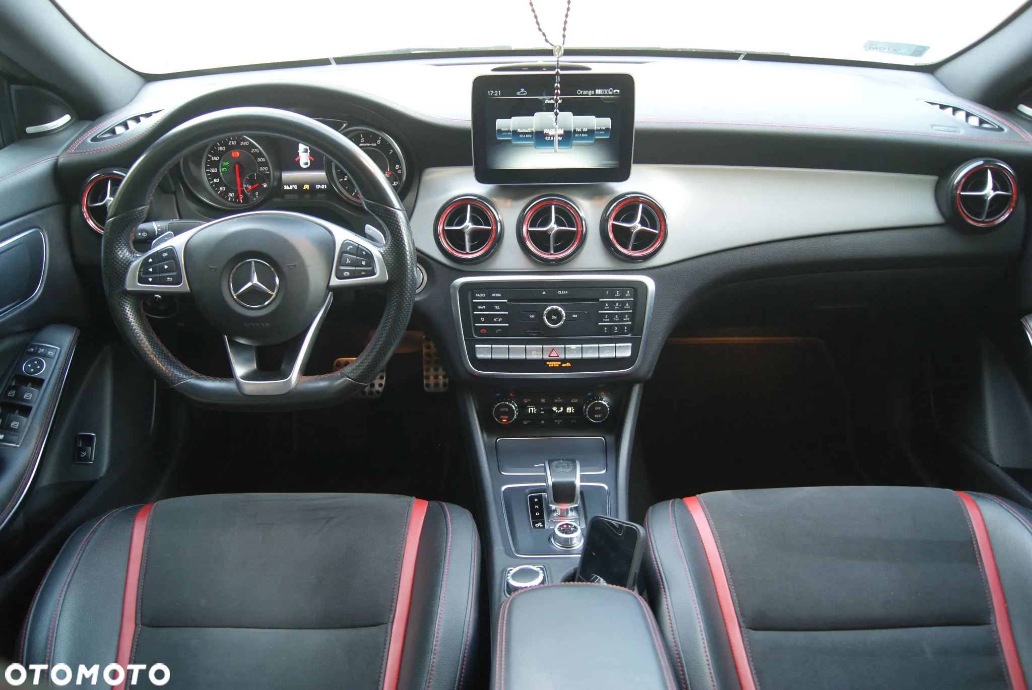 Mercedes-Benz CLA AMG 45 4-Matic - 15