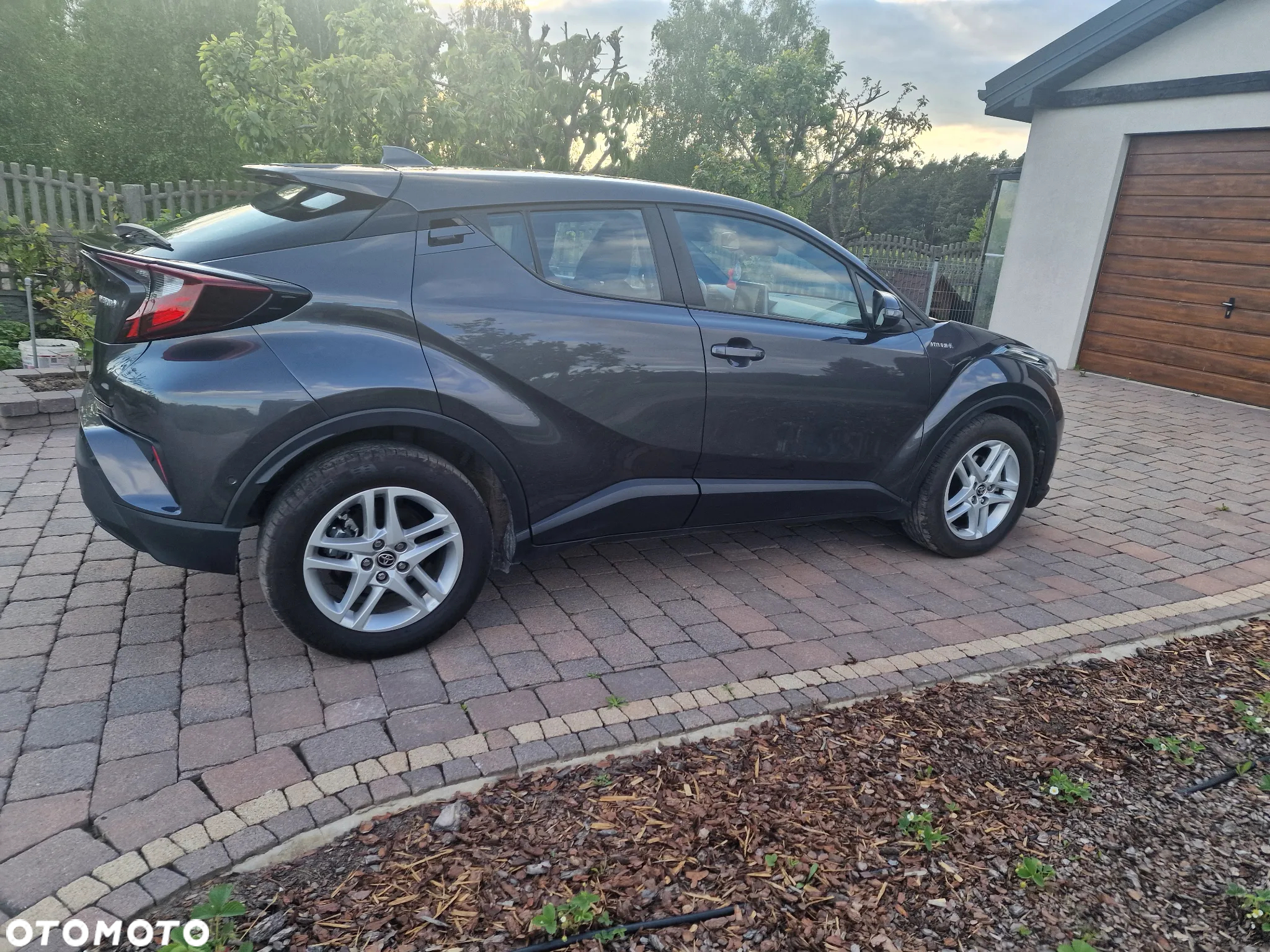 Toyota C-HR 1.8 Hybrid Comfort - 11