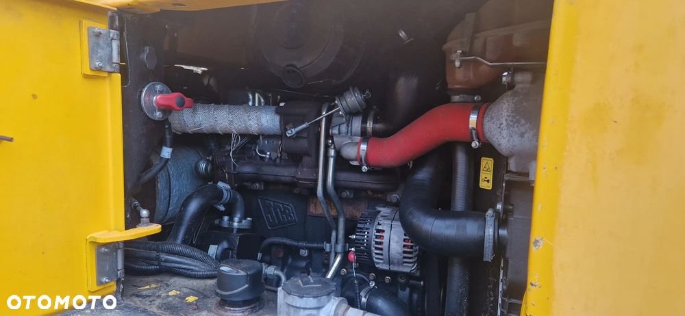 JCB 9TFT - 4