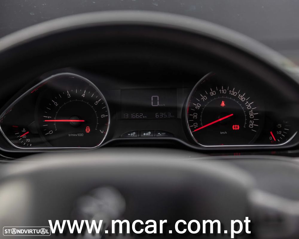 Peugeot 208 1.2 VTi Active - 23