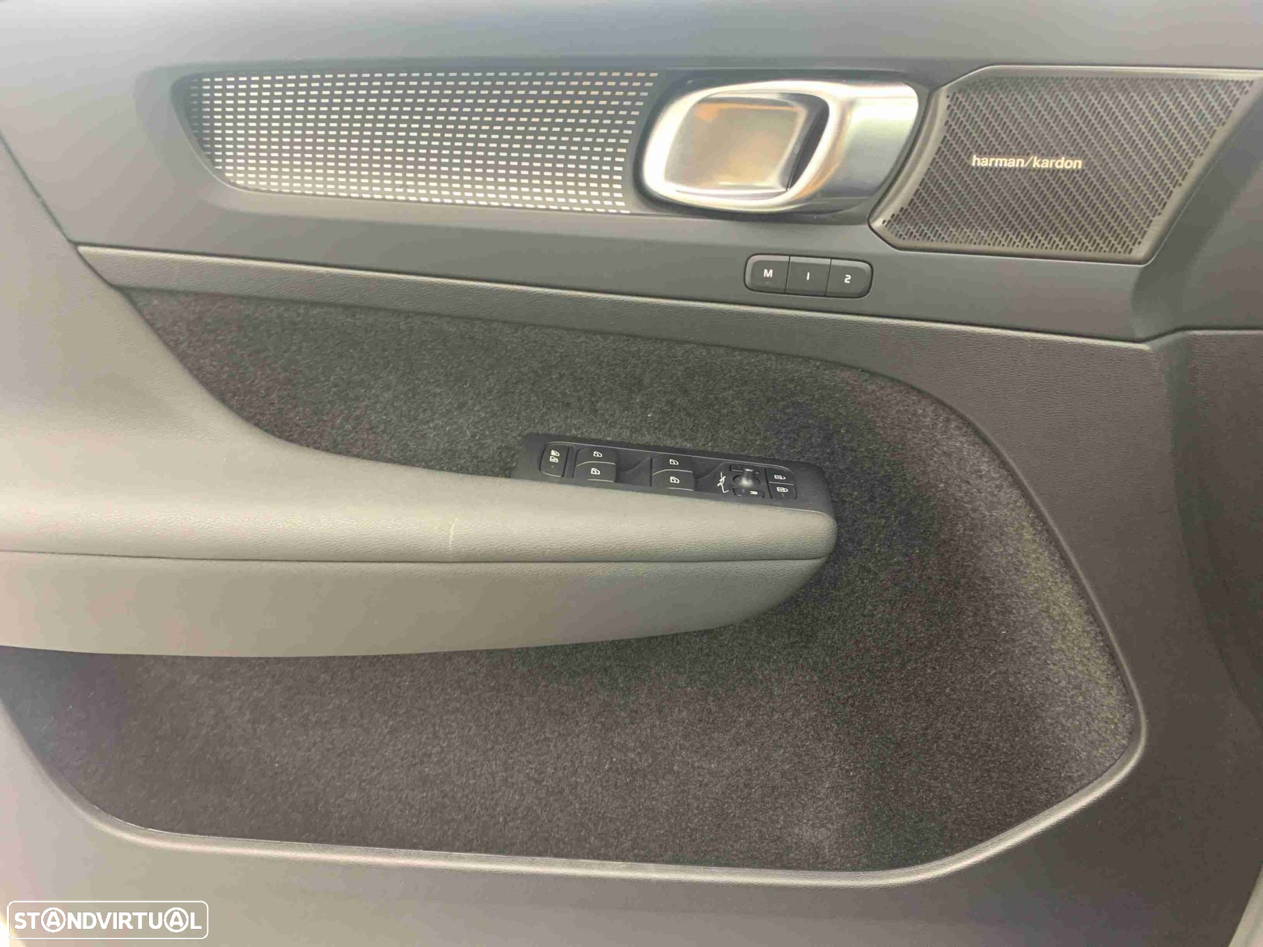 Volvo XC 40 1.5 T2 Plus Dark Auto - 10