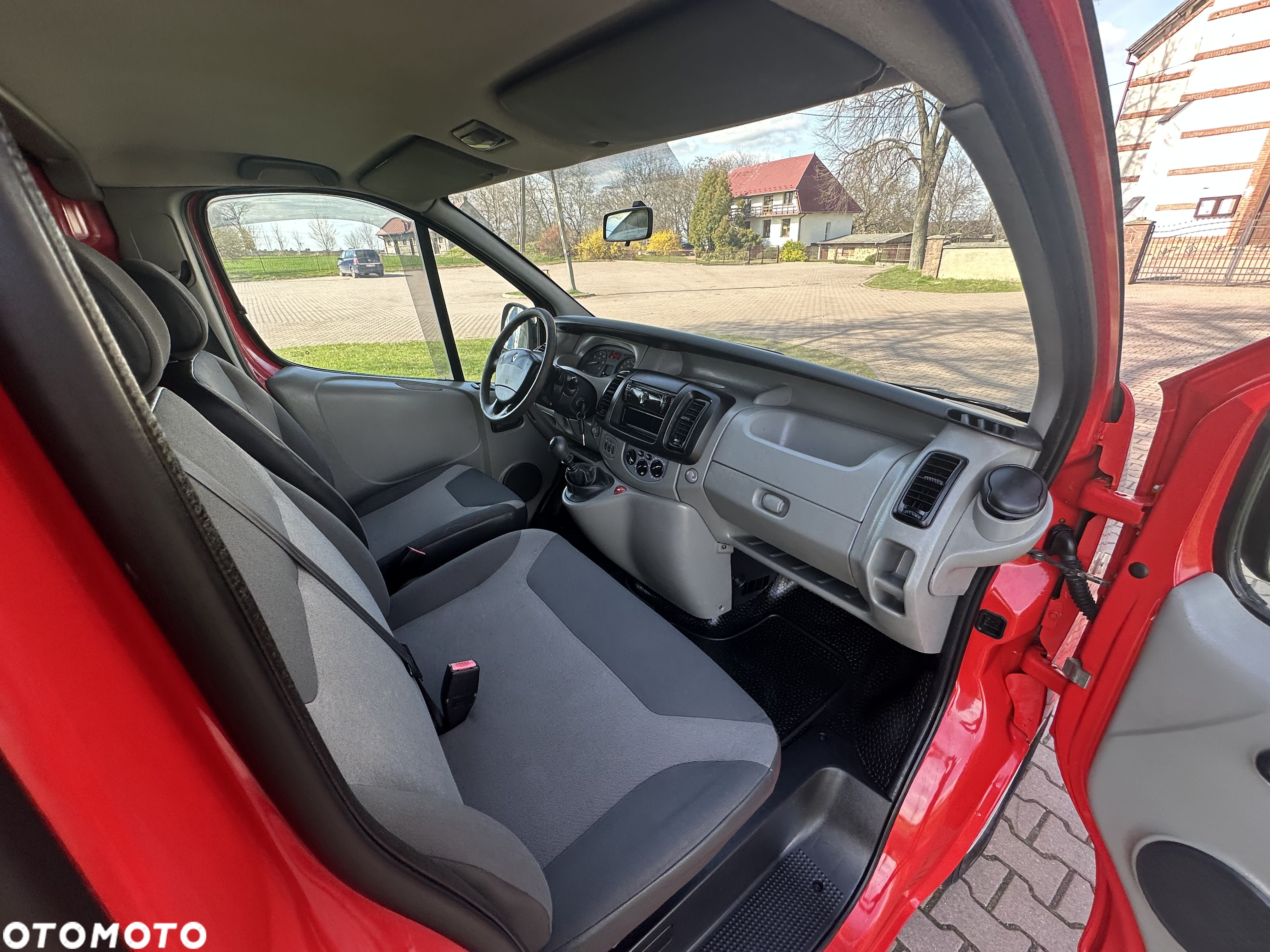 Renault Trafic - 15