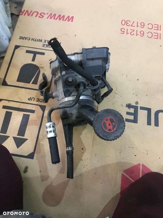 Pompa wspomagania 9686207180 PEUGEOT - 2