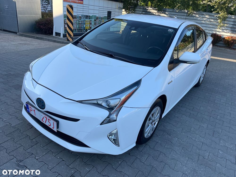 Toyota Prius (Hybrid) Comfort - 2