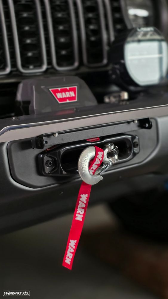 Jeep Wrangler - 4