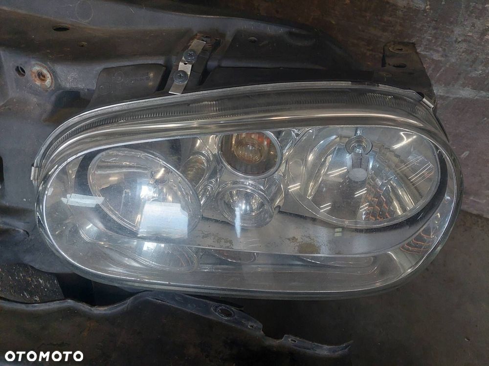 KOMPLETNY PRZÓD MASKA ZDERZAK LAMPY PAS VOLKSWAGEN GOLF IV L041 ID: 236182 - 9
