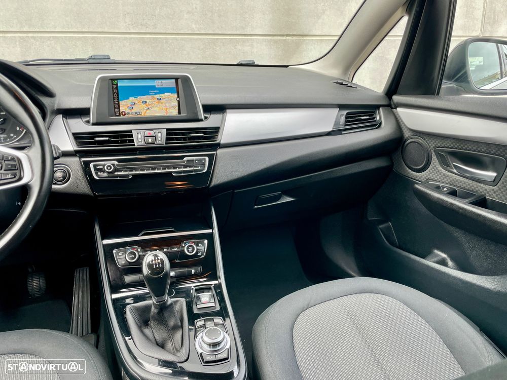 BMW 216 Active Tourer d Advantage - 13