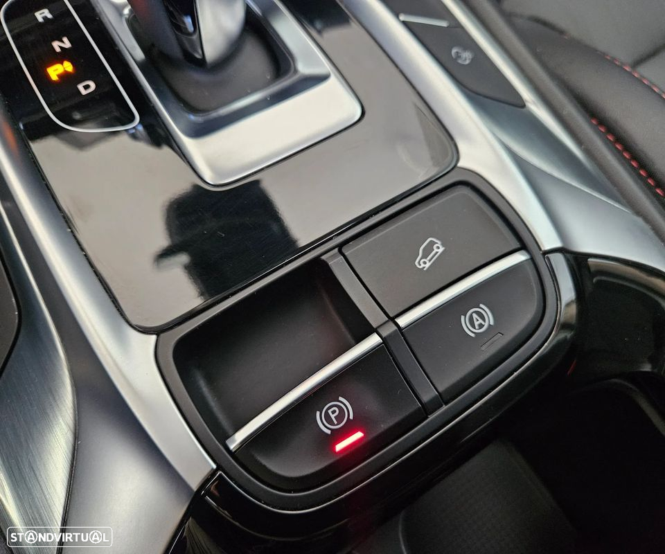 MG EHS 1.5 T-GDI Plug-in Hybrid Luxury - 35