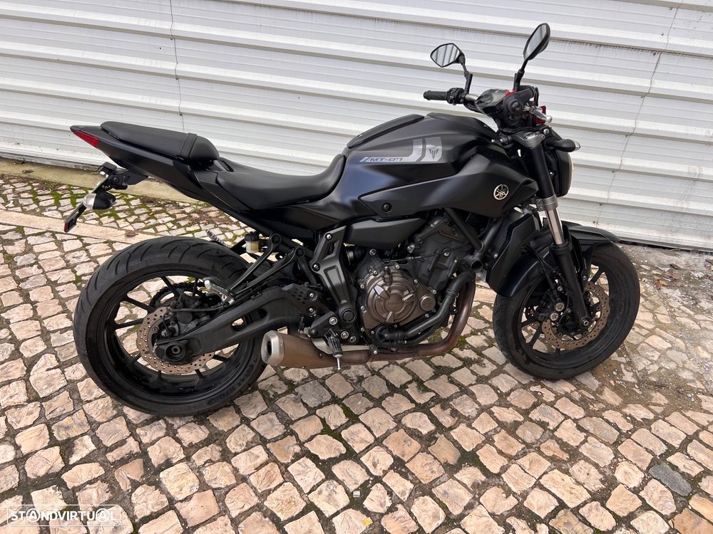 Yamaha MT-07 RM 17 - 1