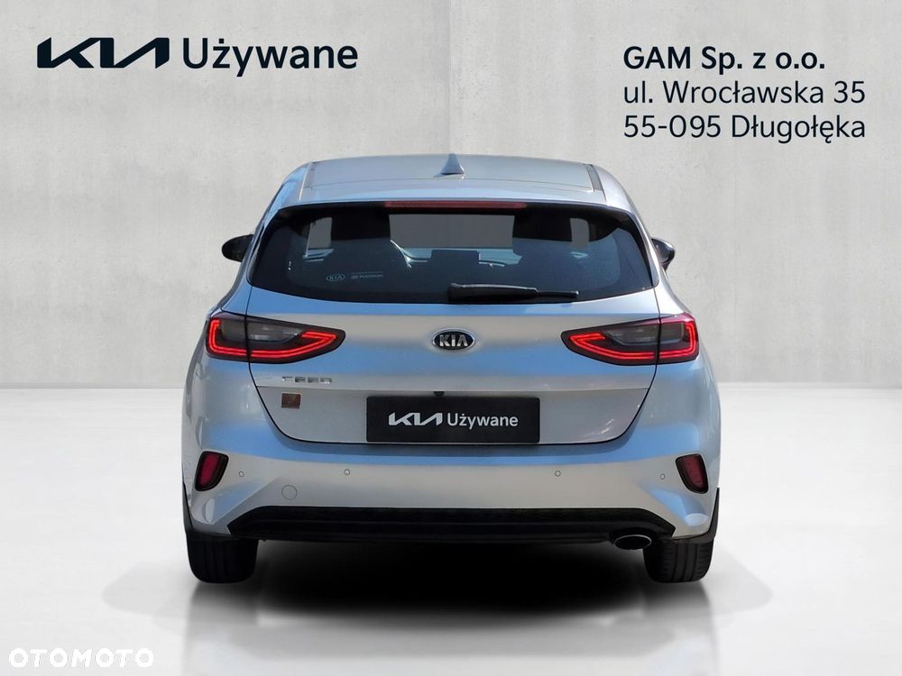 Kia Ceed - 4
