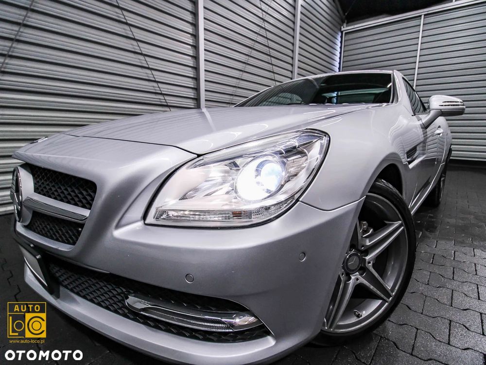 Mercedes-Benz SLK 200 (BlueEFFICIENCY) 7G-TRONIC - 27