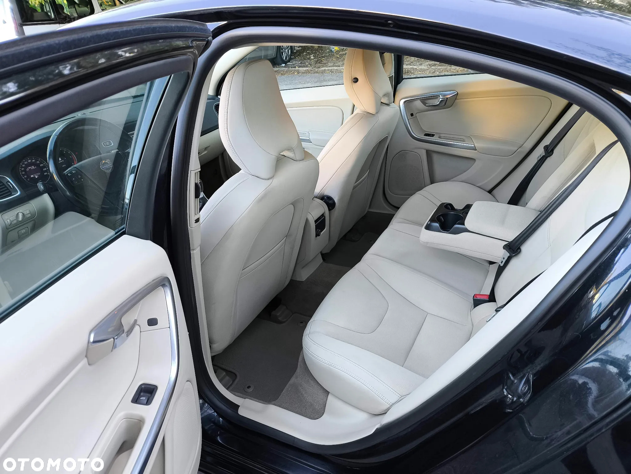 Volvo S60 D3 Momentum - 11