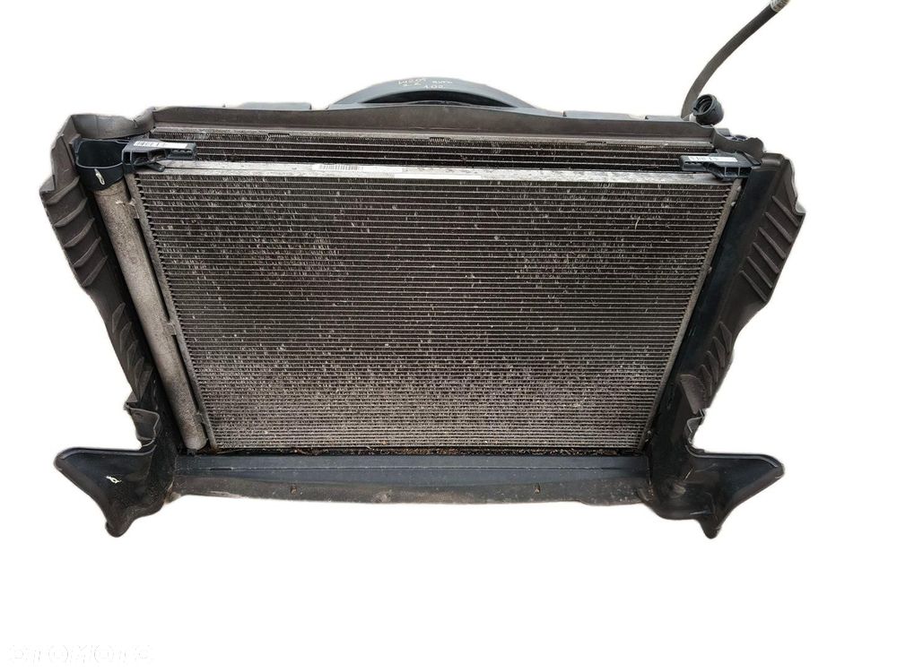 MERCEDES C KLASA W 205 2.2 CDI  KOMPLET CHŁODNIC WENTYLATOR AUTOMAT - 1