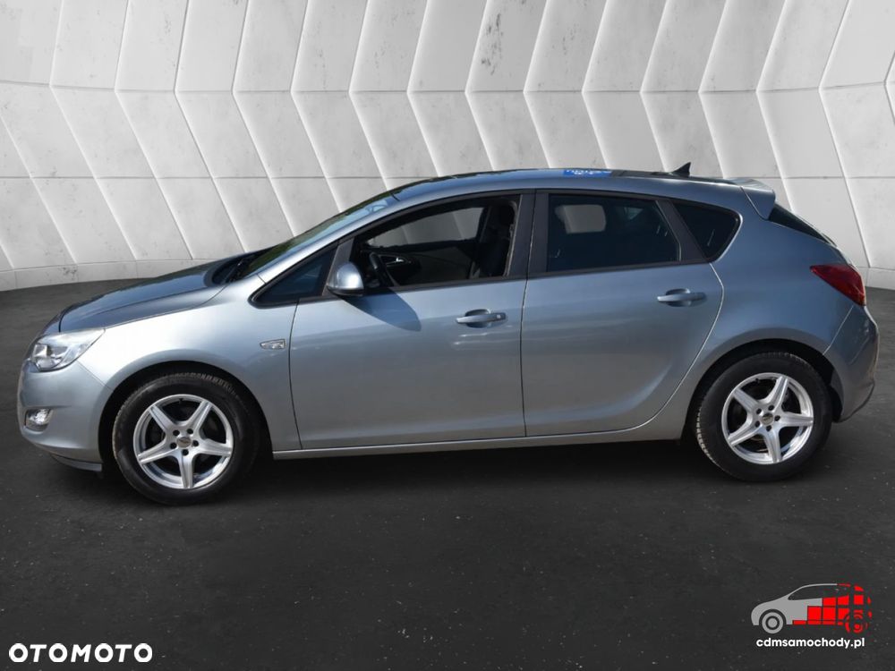 Opel Astra - 8