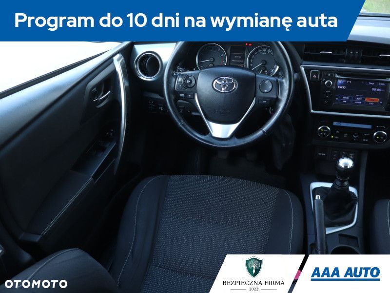 Toyota Auris - 9