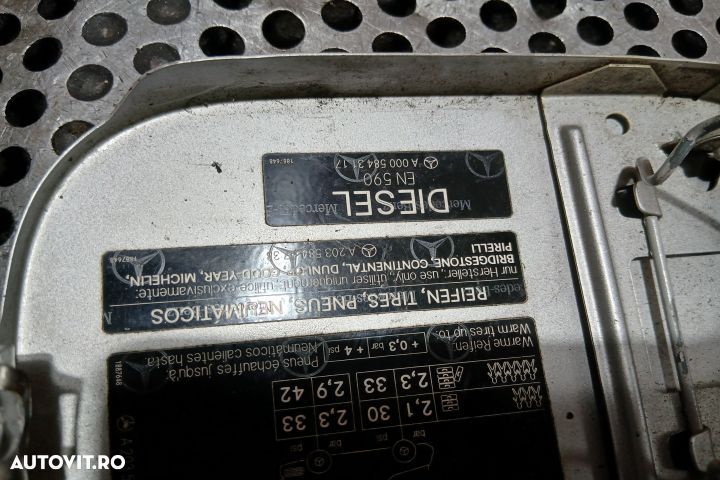 Usita rezervor A2035843117 A2035843117 Mercedes-Benz C-Class W203/S20 - 3