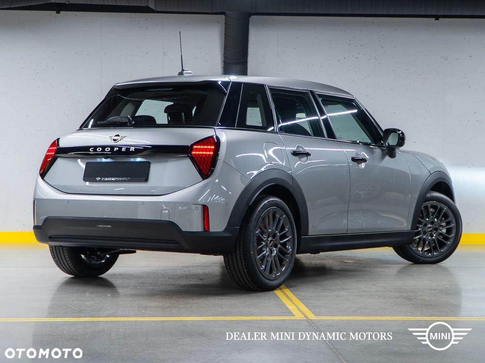MINI Cooper C Essential Trim - 4