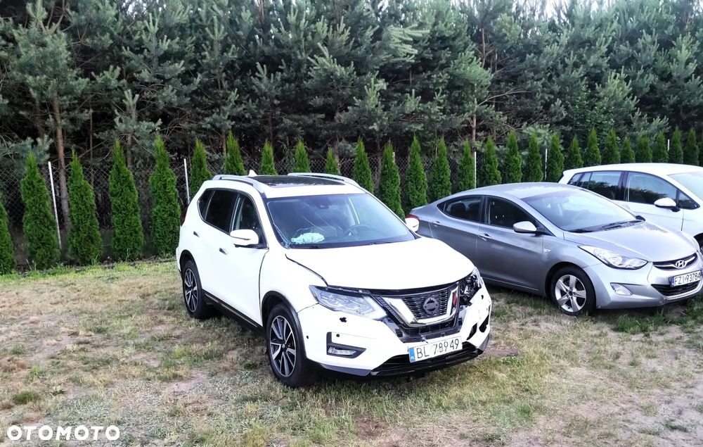 Nissan Rogue - 2