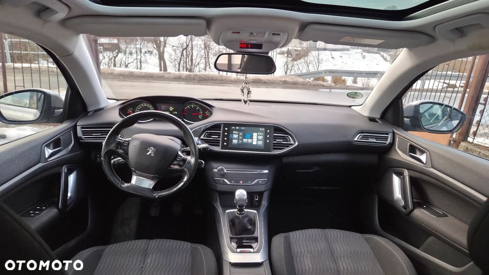Peugeot 308 - 16