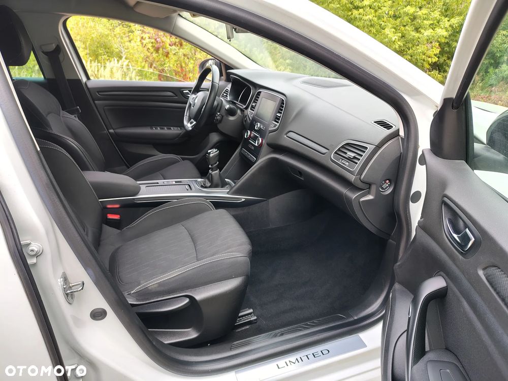 Renault Megane - 9