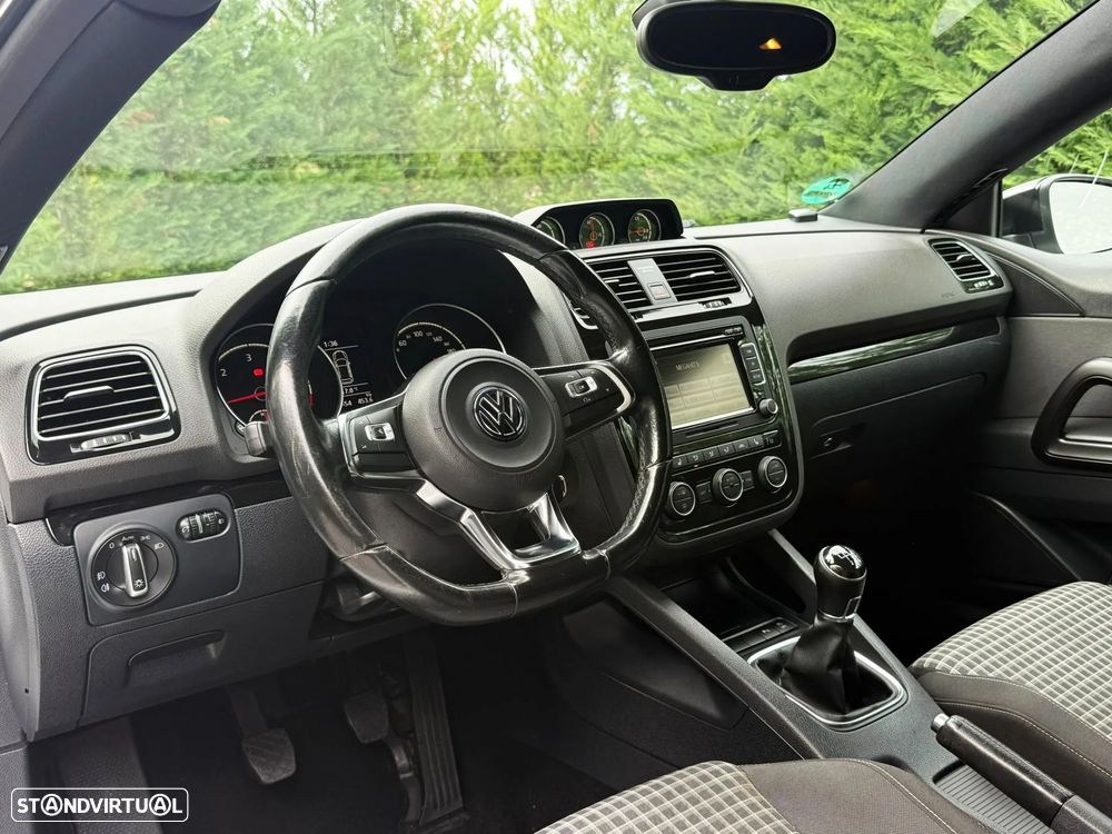 VW Scirocco 2.0 TDI Sport - 11