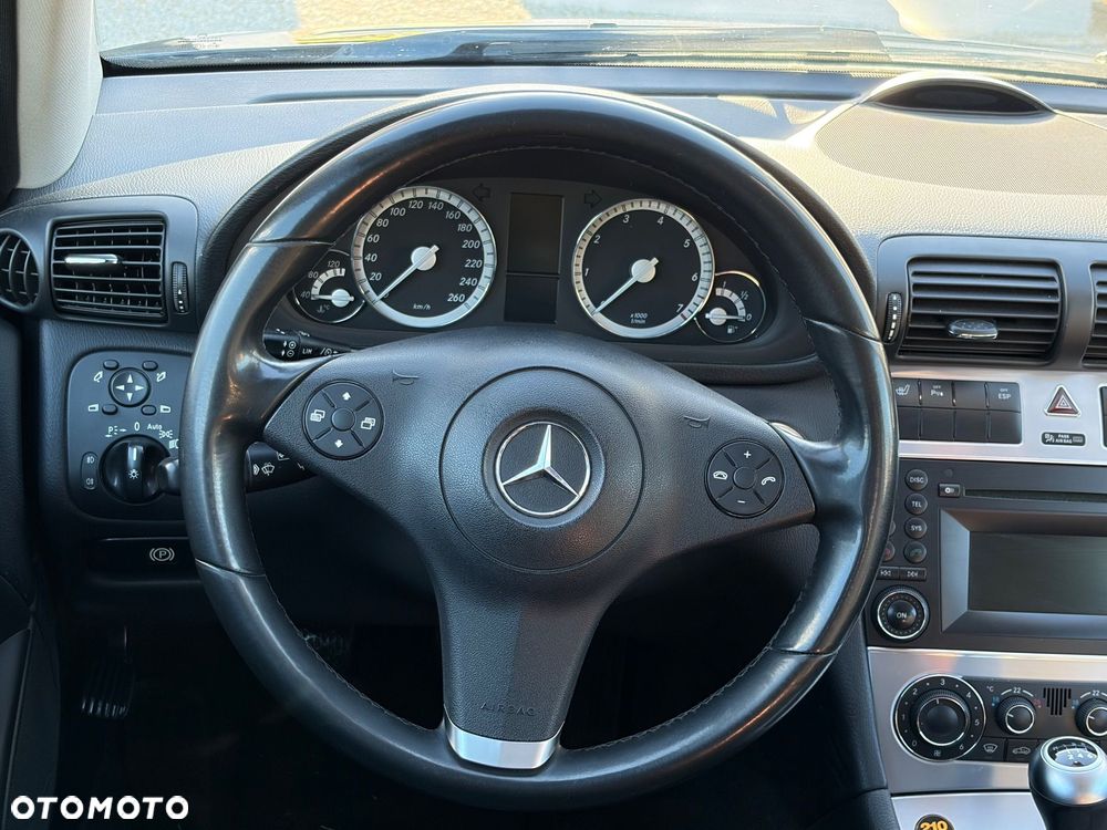 Mercedes-Benz CLC 180 Kompressor - 25
