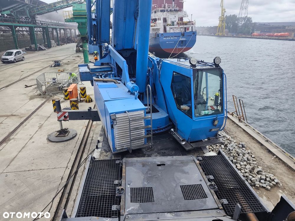 Liebherr LTM 1090/2 - 16