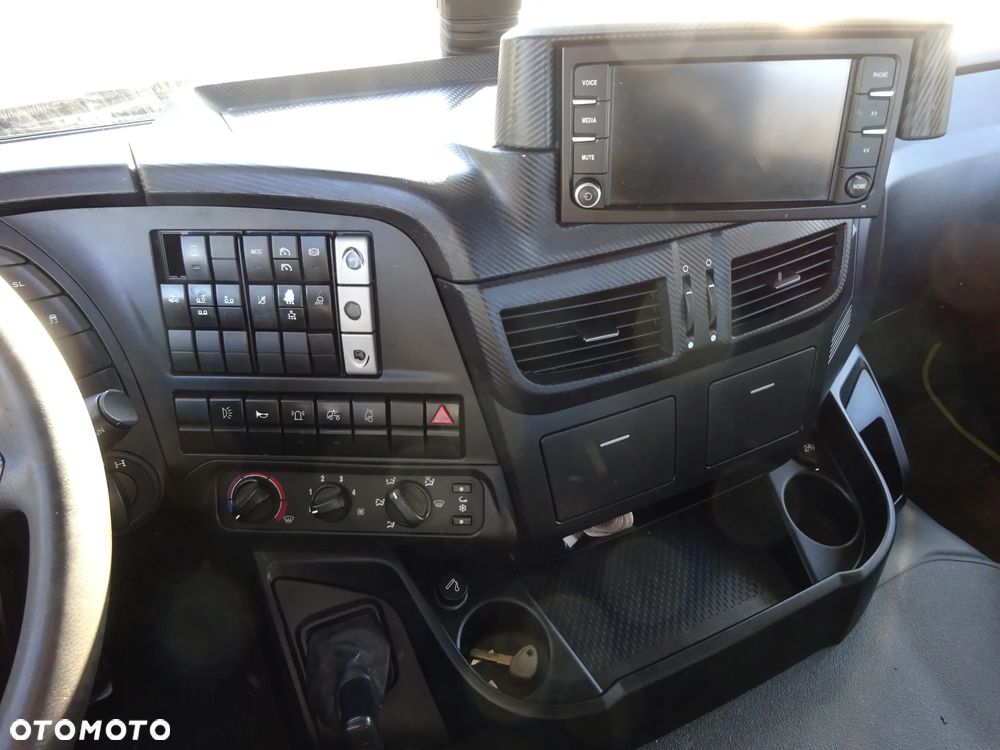 Iveco Stralis  420 6x2 - 16