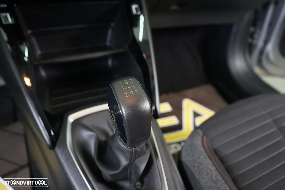 Peugeot 208 1.2 PureTech Active - 28
