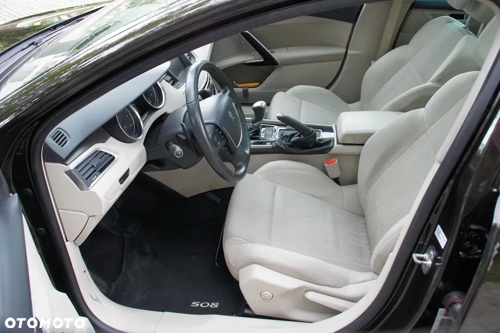 Peugeot 508 SW e-HDi FAP 115 EGS6 Business-Line - 20
