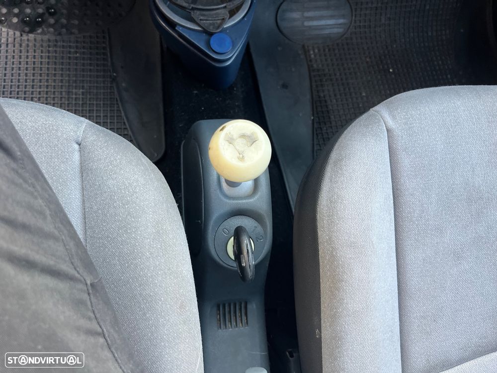 Smart ForTwo Coupé softtouch pure cdi - 29