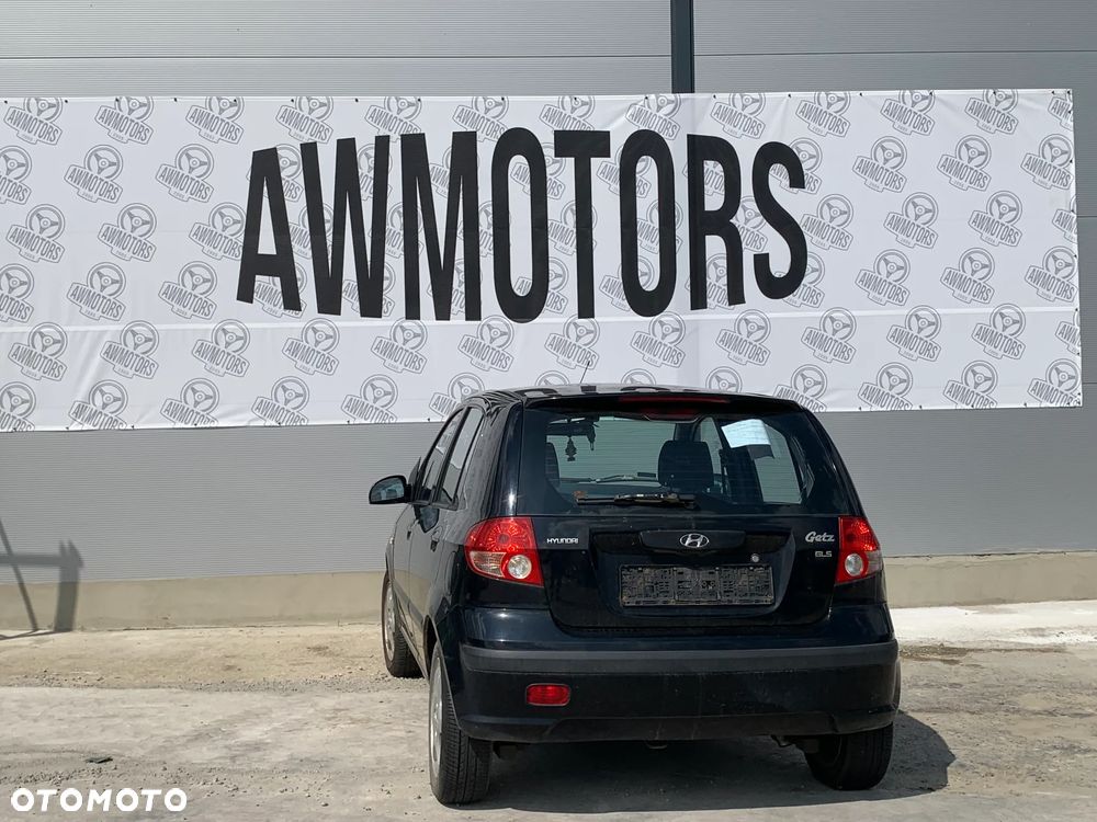 HYUNDAI GETZ 2003 1.3 *SAMOCHÓD NA CZĘŚCI* 1129 MASKA, LAMPA, DRZWI, LUSTERKO, ZDERZAK, GRILL, BŁOTNIK, KLAPA, BELKA, DESKA, FOTELE, KANAPA, ĆWIARTKA KIEROWNICA, TARCZE, ZACISKI, ZAWIESZENIE, KOMPLETNY PRZÓD, KOMPLETNY TYŁ, LICZNIK, ZEGARY, PRAWE LEWE PRZÓD TYŁ - 4