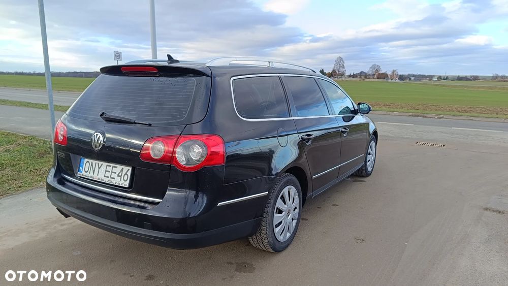 Volkswagen Passat 2.0 TDI Highline - 13