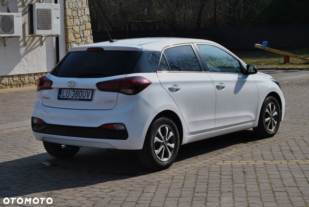 Hyundai i20 - 3