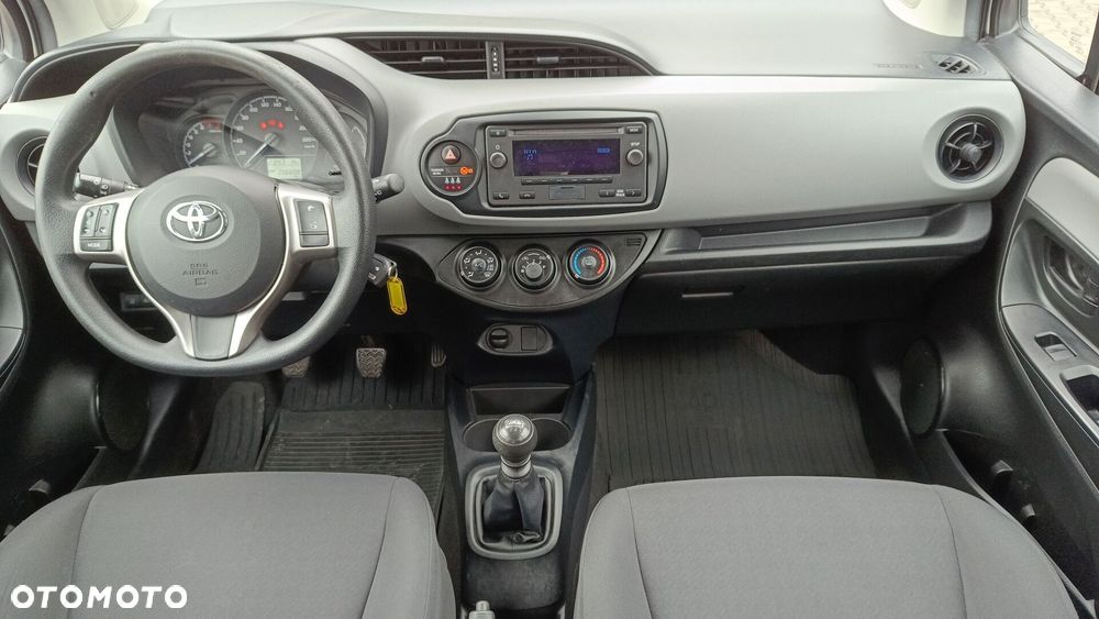 Toyota Yaris - 3
