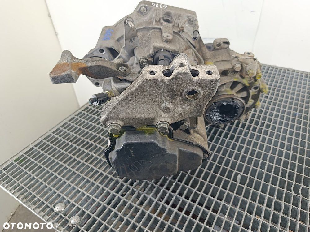 SKRZYNIA BIEGÓW MANUALNA 5 AUDI A3 8P GQQ 1.9 TDI - 4