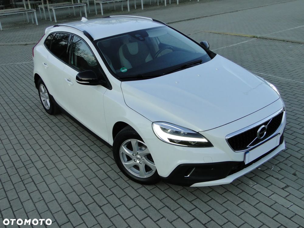 Volvo V40 Cross Country D3 Ocean Race - 2
