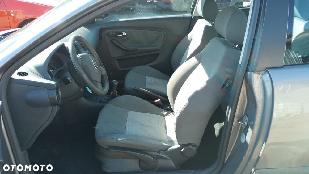 Tylko Części SEAT IBIZA III 6L 1.2 12V AZQ 64KM 47kW 3D HB 02r-05r lakier LS7U - 7