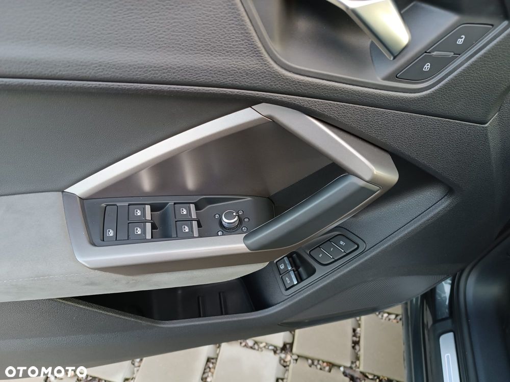 Audi Q3 Sportback - 30