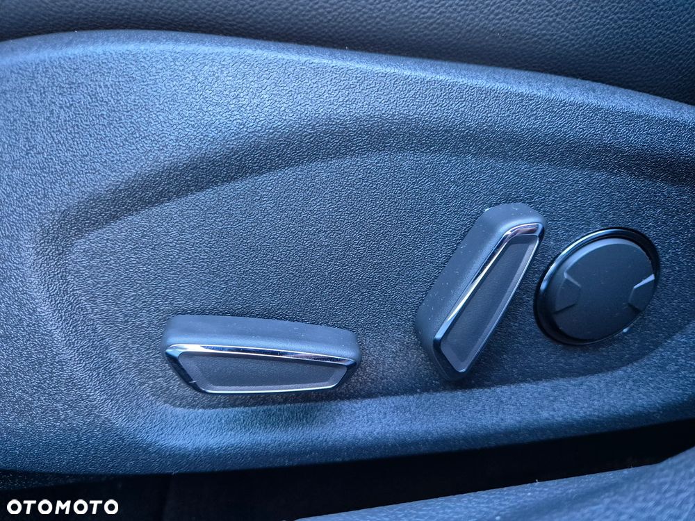 Ford Mondeo 2.0 TDCi STart-Stopp Titanium - 22