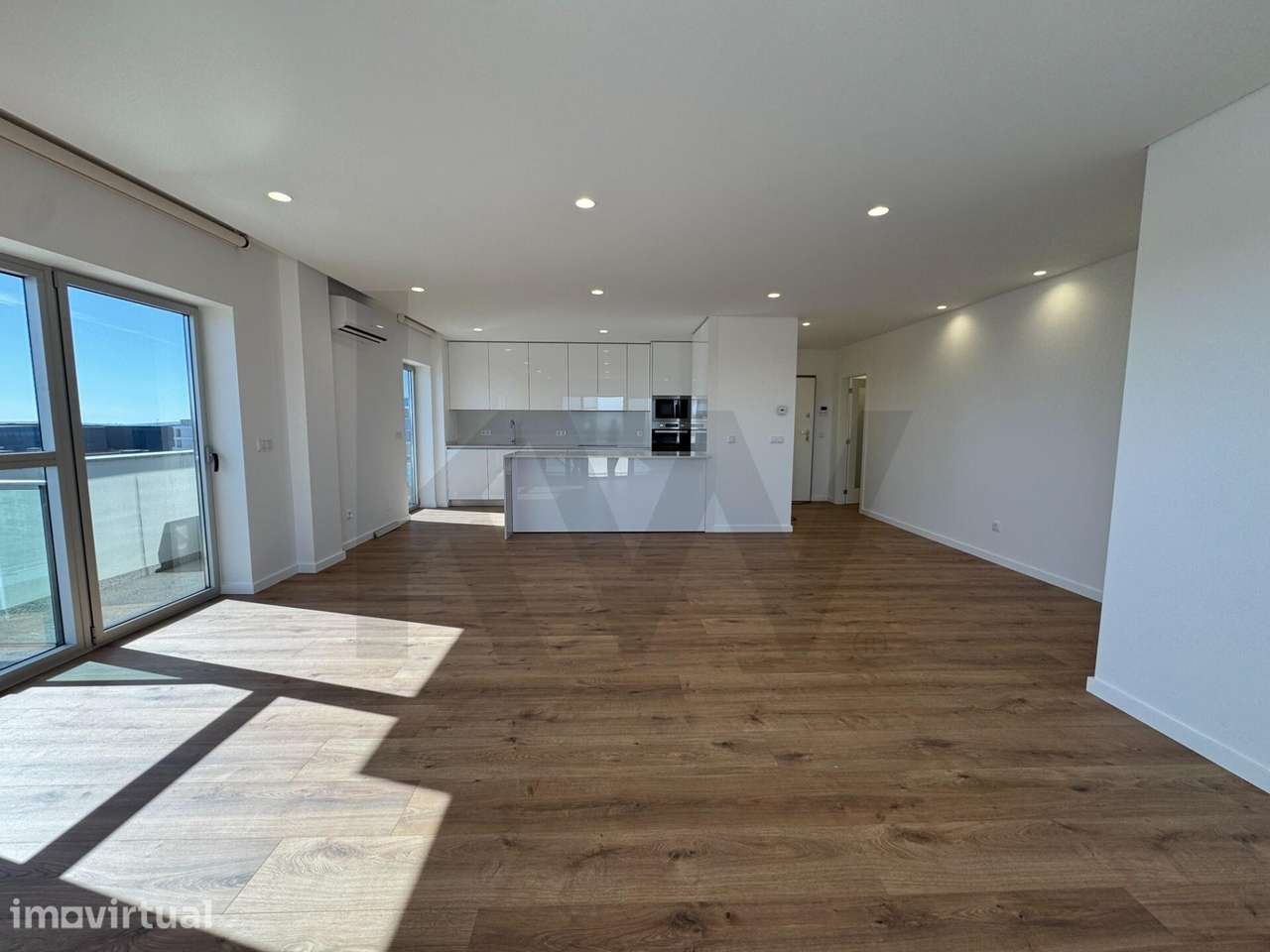 Arrendamento Premium, T3 de Conforto e Elegância junto ao Palácio do G - Grande imagem: 4/25