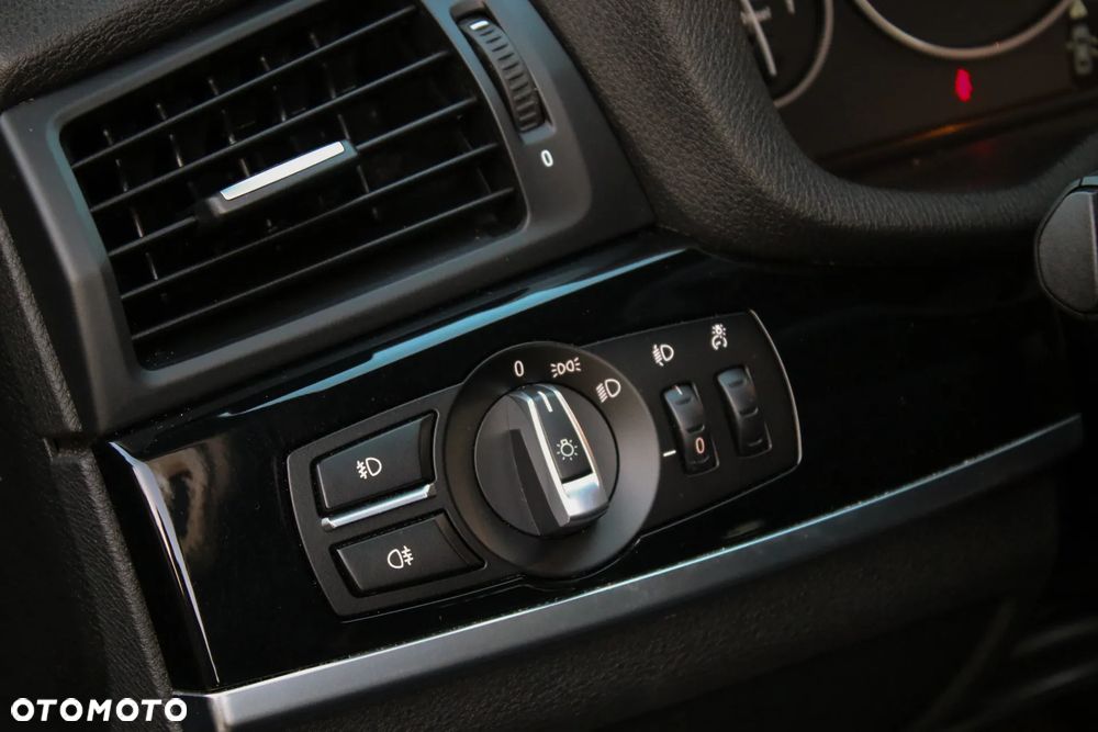 BMW X3 xDrive20d - 30