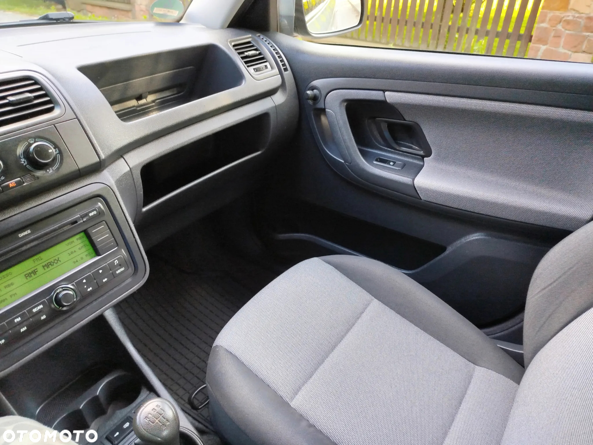 Skoda Fabia 1.4 16V Ambiente - 21