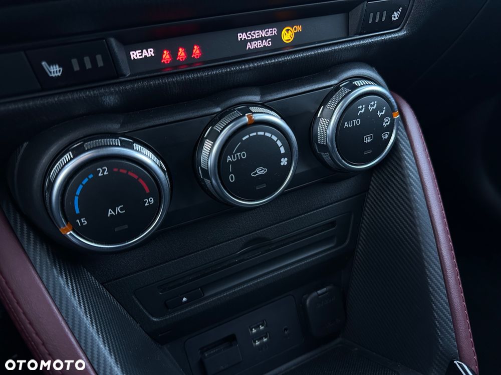 Mazda CX-3 SKYACTIV-D 105 FWD Sports-Line - 32