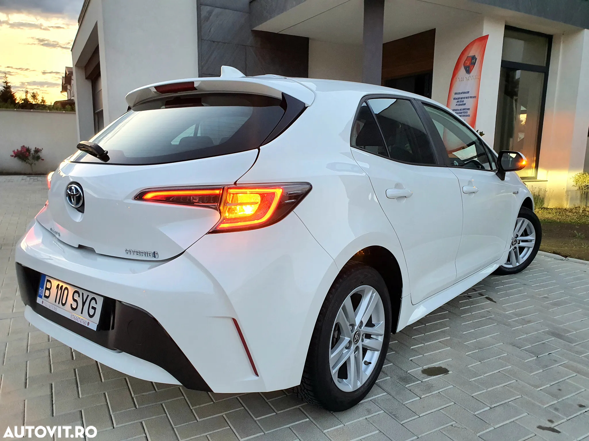 Toyota Corolla 1.8 HSD Dynamic - 6