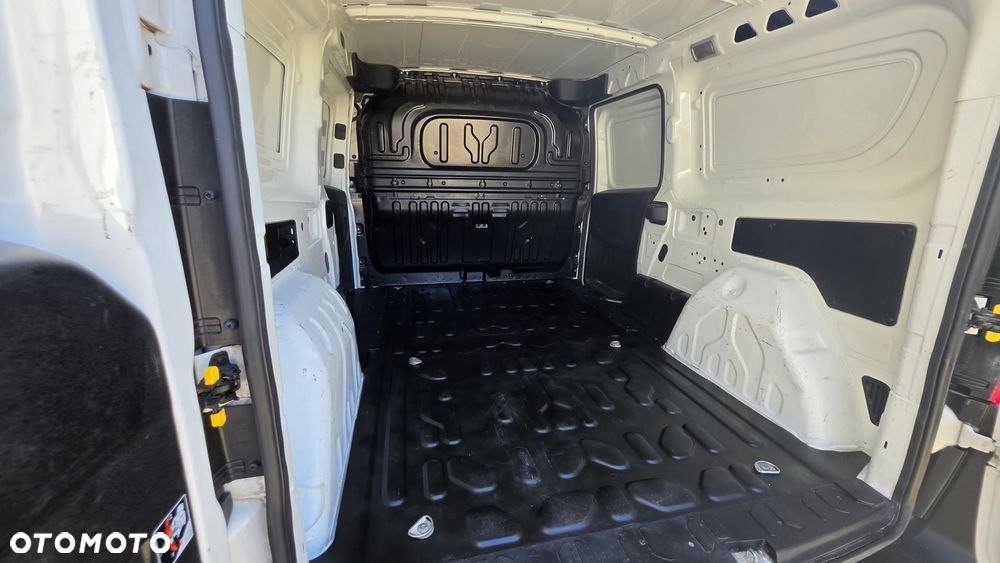 Fiat Doblo Maxi 1.4 benzyna 95km - 9